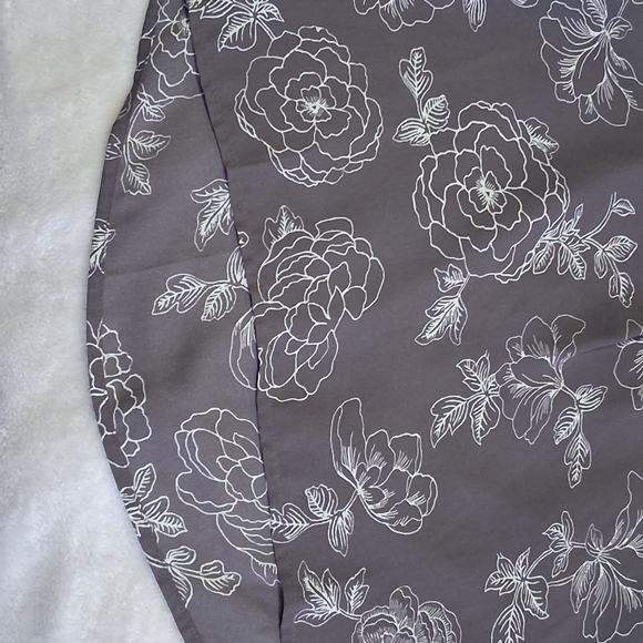 LOFT Floral Sleeveless Blouse - Charcoal - Picture 6 of 11